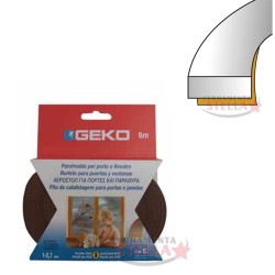 GUARNIZIONE ADESIVA PARAFREDDO MARRONE 9mm X 6MT PVC PARASPIFFERI PORTE FINESTRE