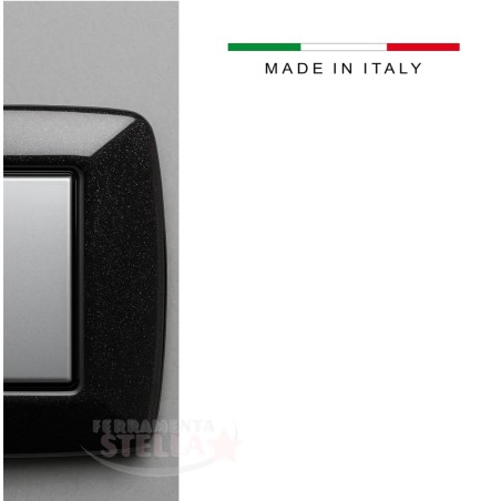 Placca 4 Posti Nero Glittering Serie MY LIFE | ferramentastella.com