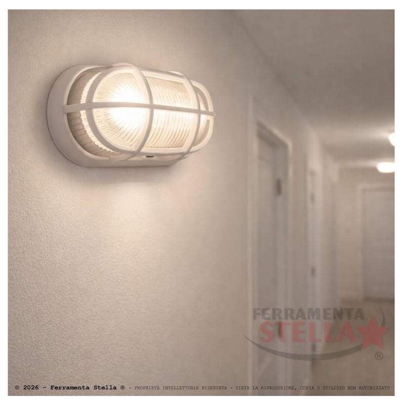 Plafoniera ovale bianca E27 IP44 230V max 60W | ferramentastella.it